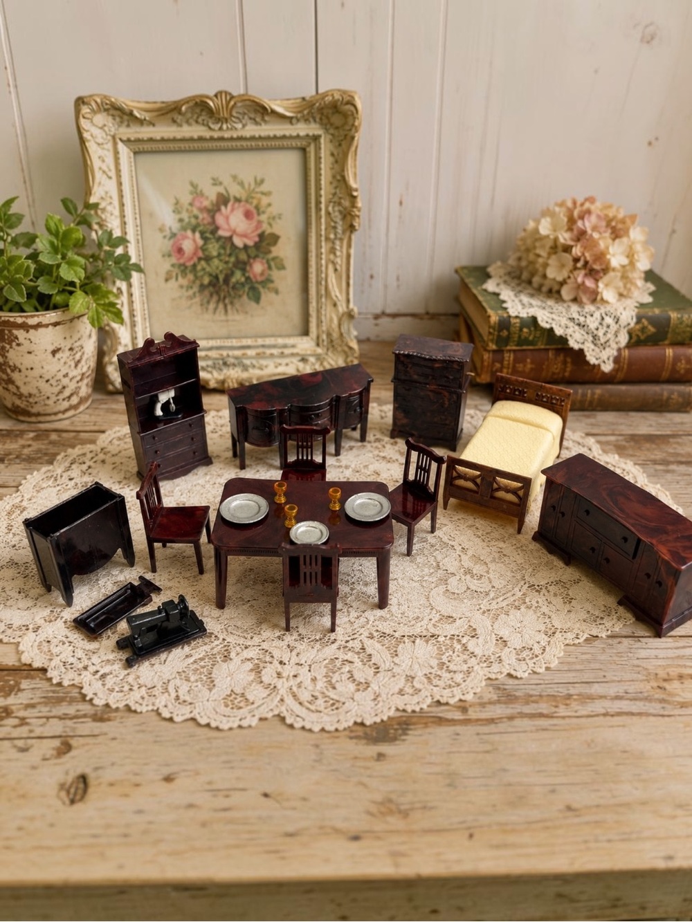 Vintage Dollhouse Furniture Lot Renwal Ideal J.P. Co USA 19 Pc Miniature Set Toy